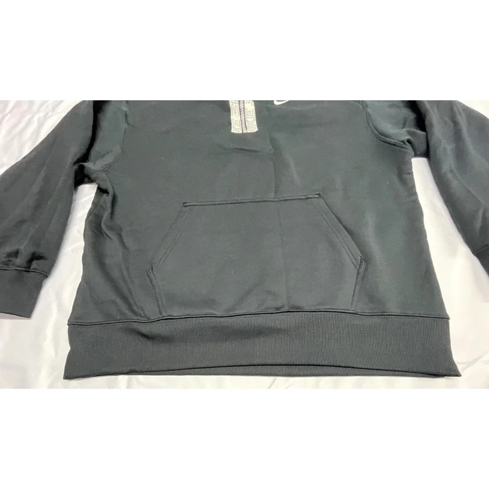 Nike‎ Women's Therma 1/2-Zip Graphic Training Crew CU5710-011 Size M Black/White